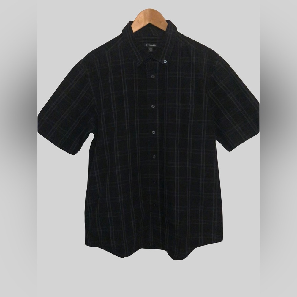 Button Down short sleeve size L